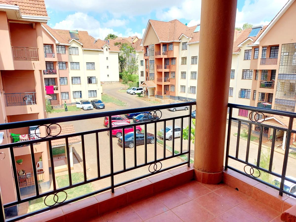 4 Bed Apartment with En Suite at Fourways Junction Estate - 15