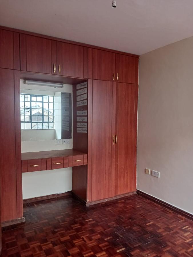 5 Bed Villa with En Suite in Lavington - 5