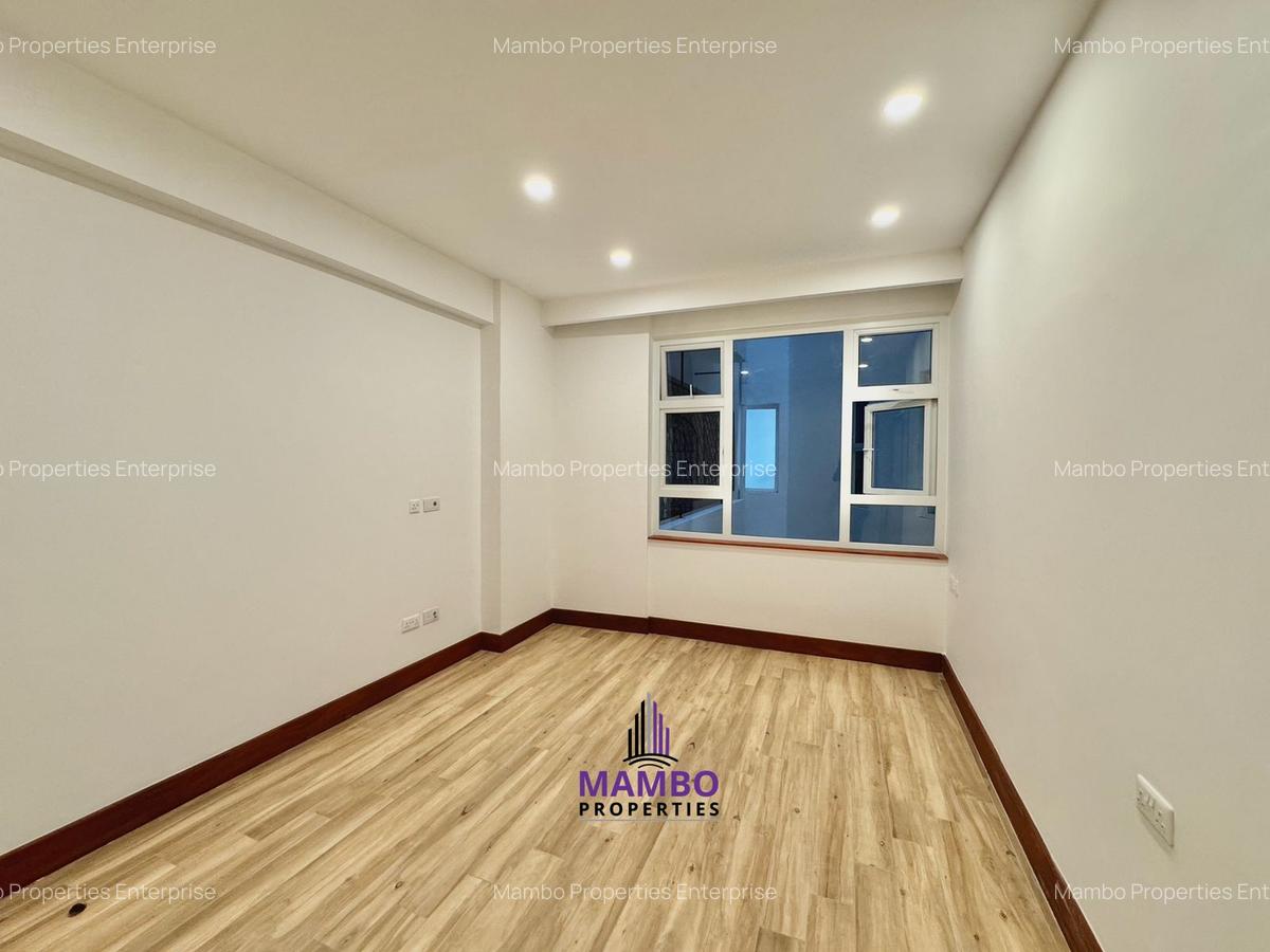 3 Bed Apartment with En Suite at City Park Drive - 16
