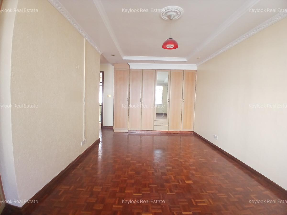 4 Bed Townhouse with En Suite at Lavington Manyani Area - 15