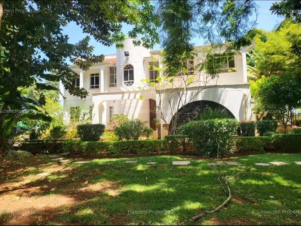 5 Bed House with En Suite in Nyari - 16