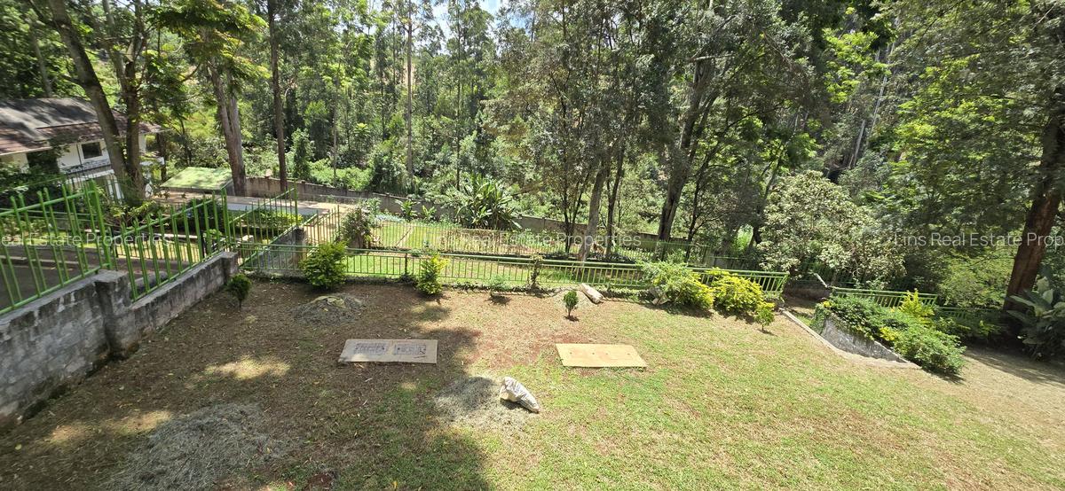 5 Bed House with En Suite in Rosslyn - 15