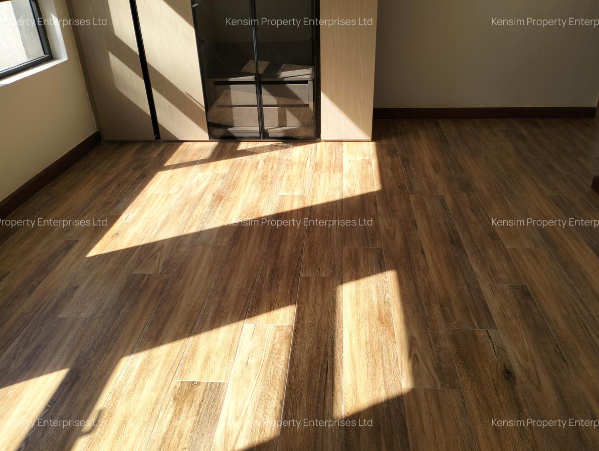 6 Bed Townhouse with En Suite in Lavington - 15