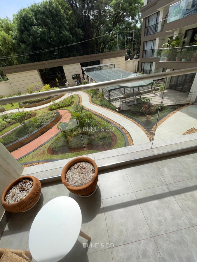 Serviced 2 Bed Apartment with En Suite in Riverside - 10