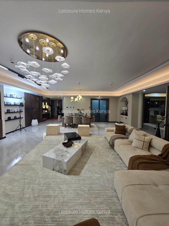 5 Bed Apartment with En Suite at Othaya Road - 1