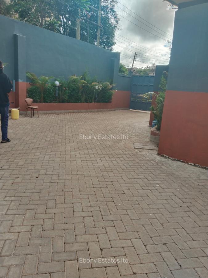 1 Bed House in Lavington - 1