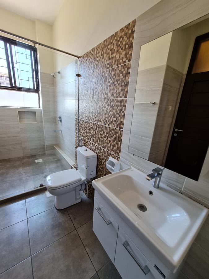 3 Bed Apartment with En Suite in Nyali Area - 13