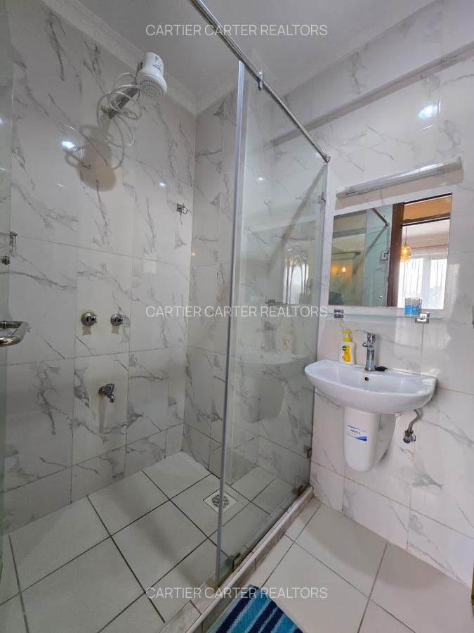 2 Bed Apartment with En Suite at School Lane - 4