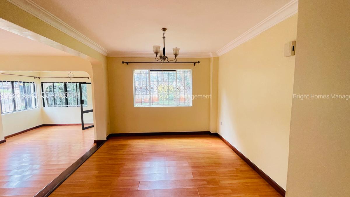 5 Bed Townhouse with En Suite in Lavington - 6