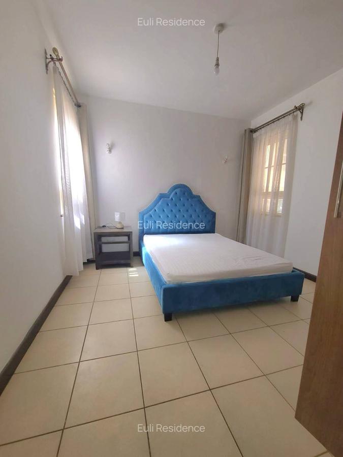 Furnished 2 Bed Apartment with En Suite at Brookside Drive - 4