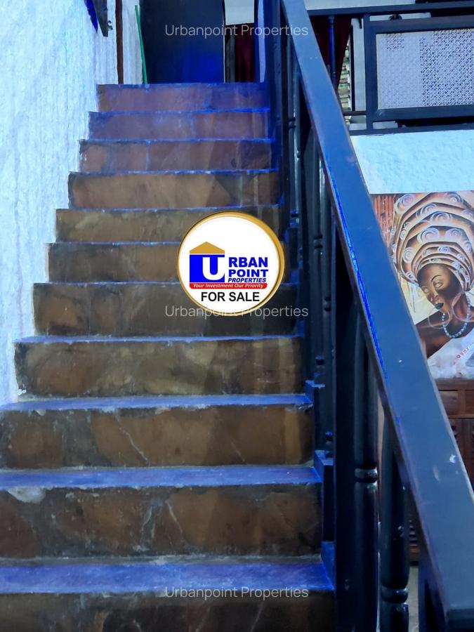 4 Bed Villa with En Suite in Watamu - 8