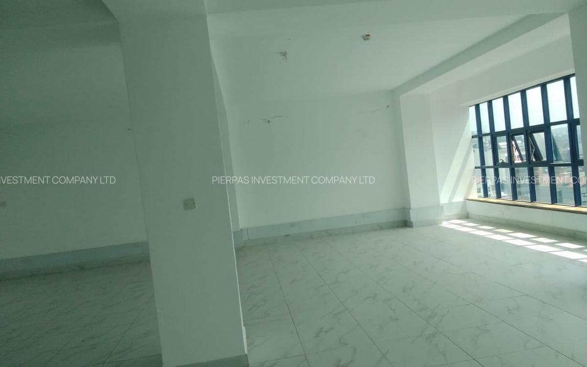 1,623 ft² Office with Service Charge Included in Westlands Area - 4