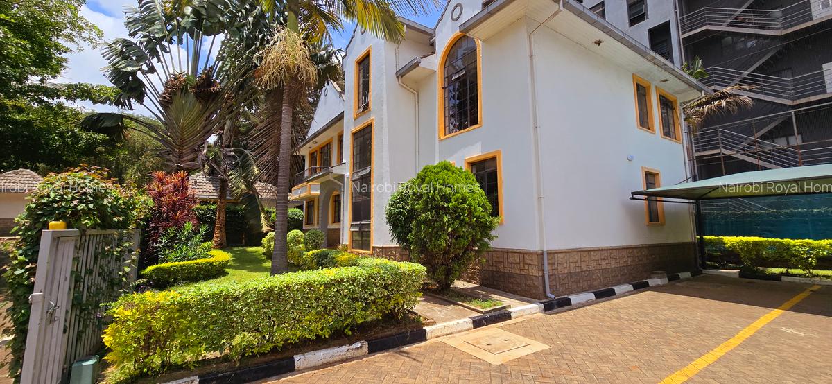 4 Bed Townhouse with En Suite at Mugumo Road - 1