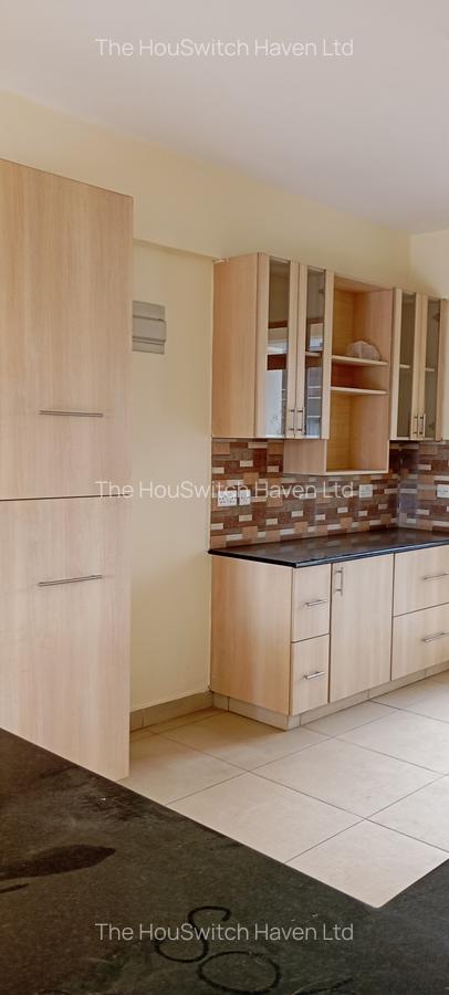 3 Bed Apartment with En Suite at Raphta Rd - 5