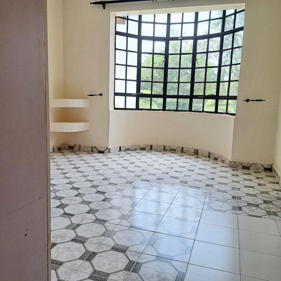 2 Bed House with En Suite in Runda - 12