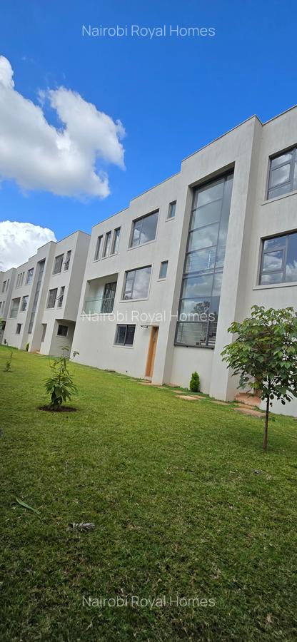 5 Bed Townhouse with En Suite at Convent Drive - 2