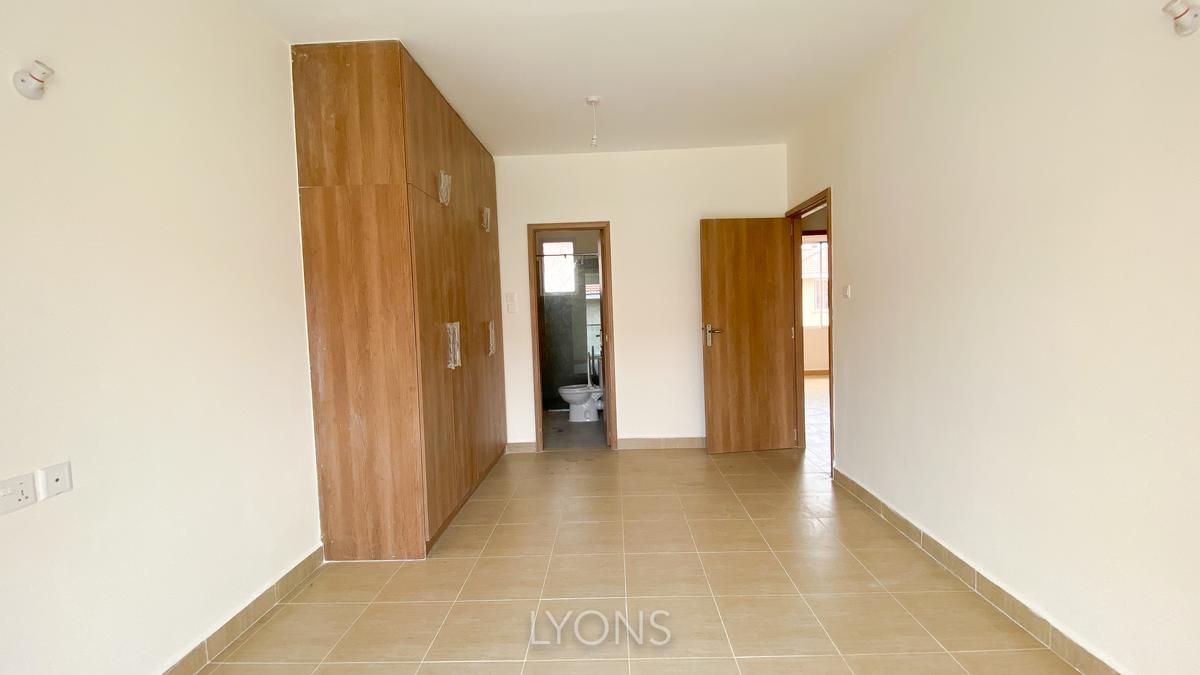 4 Bed Townhouse with En Suite in Ongata Rongai - 17