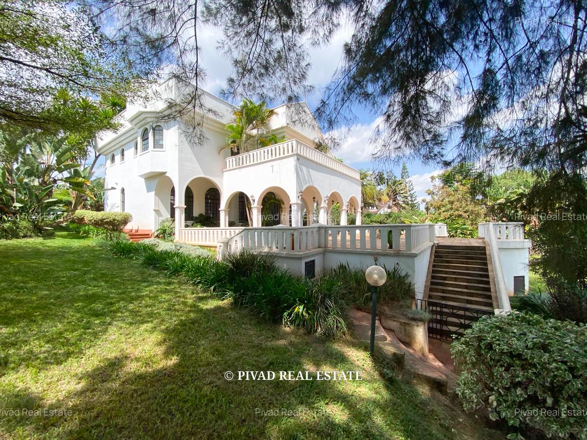 4 Bed House with Garden in Nyari - 1