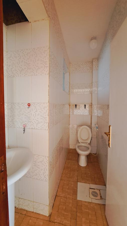 2 Bed Apartment with En Suite at School Lane - 8