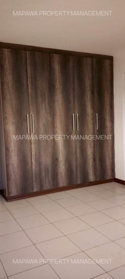 2 Bed Apartment with En Suite in Westlands Area - 18