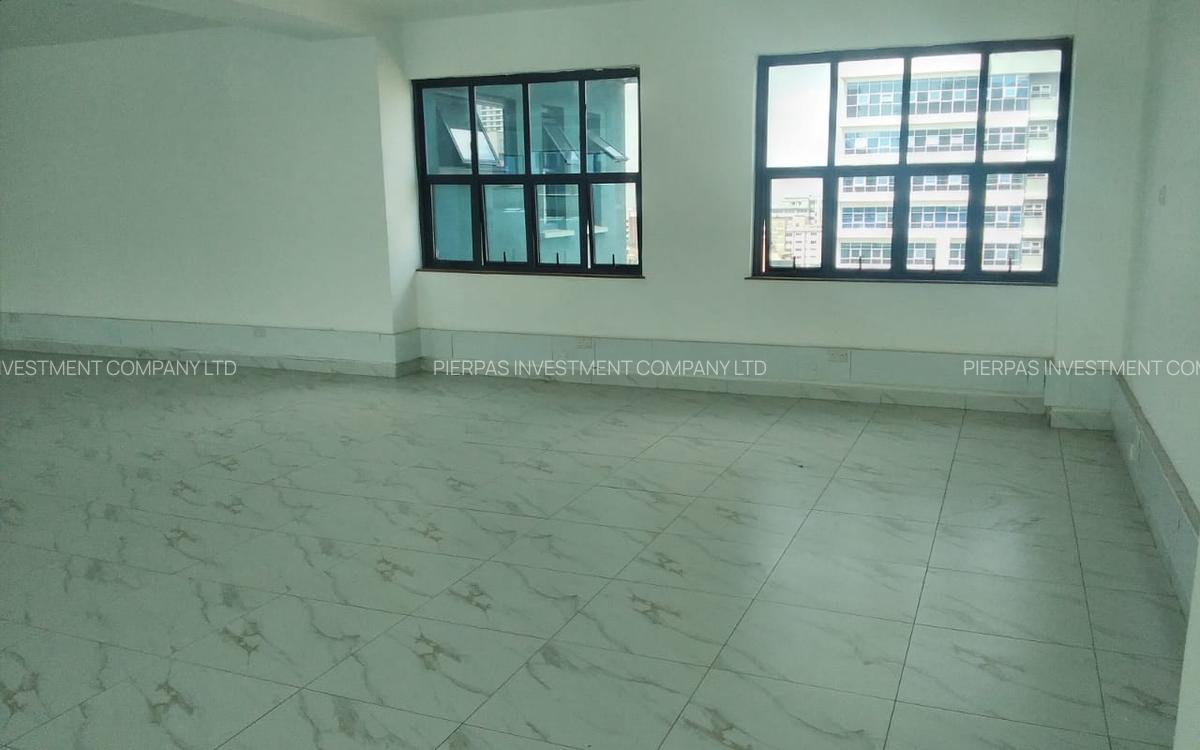 1,623 ft² Office with Service Charge Included in Westlands Area - 8