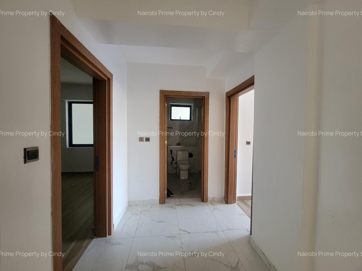 Serviced 5 Bed Apartment with En Suite at 3Rd Avenue - 9