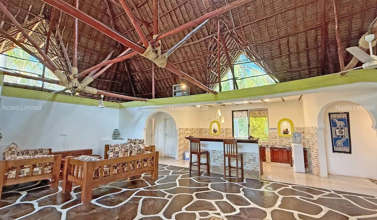 5 Bed Villa with Garden at Watamu - 15