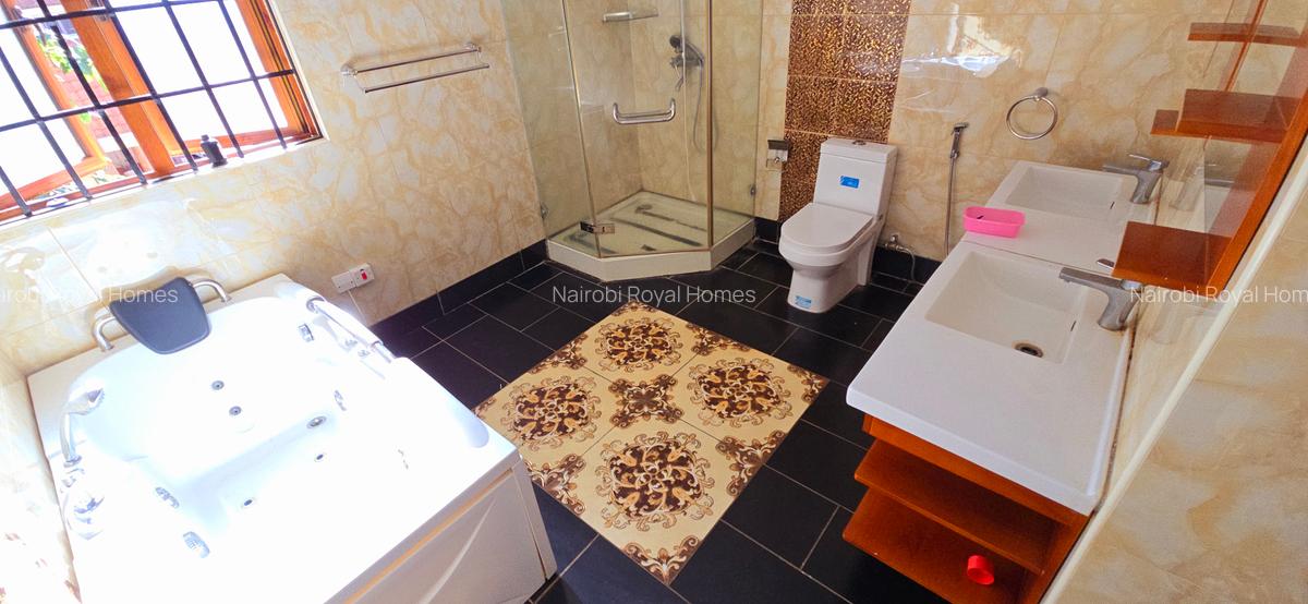 5 Bed House with En Suite at Mimosa Drive - 18