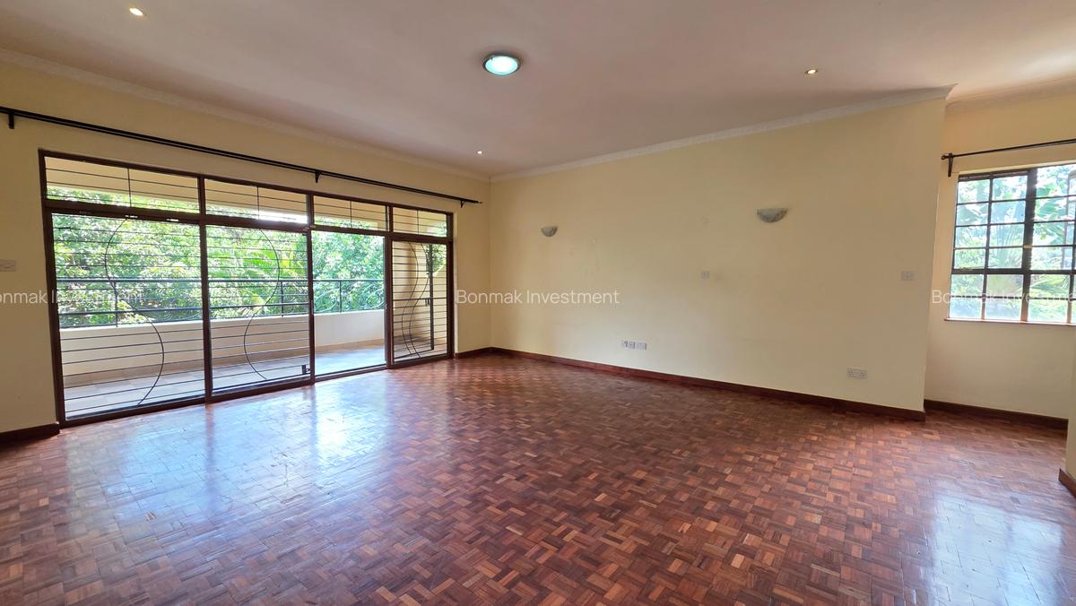 5 Bed Townhouse with En Suite at Old Kitusuru - 9