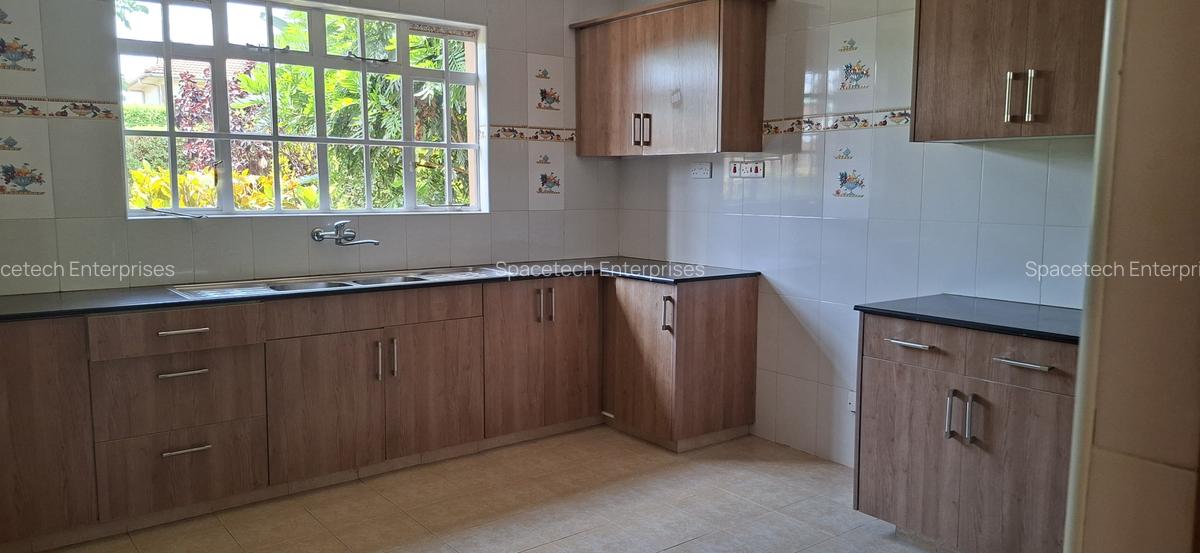 4 Bed Townhouse with En Suite in Kiambu Road - 8