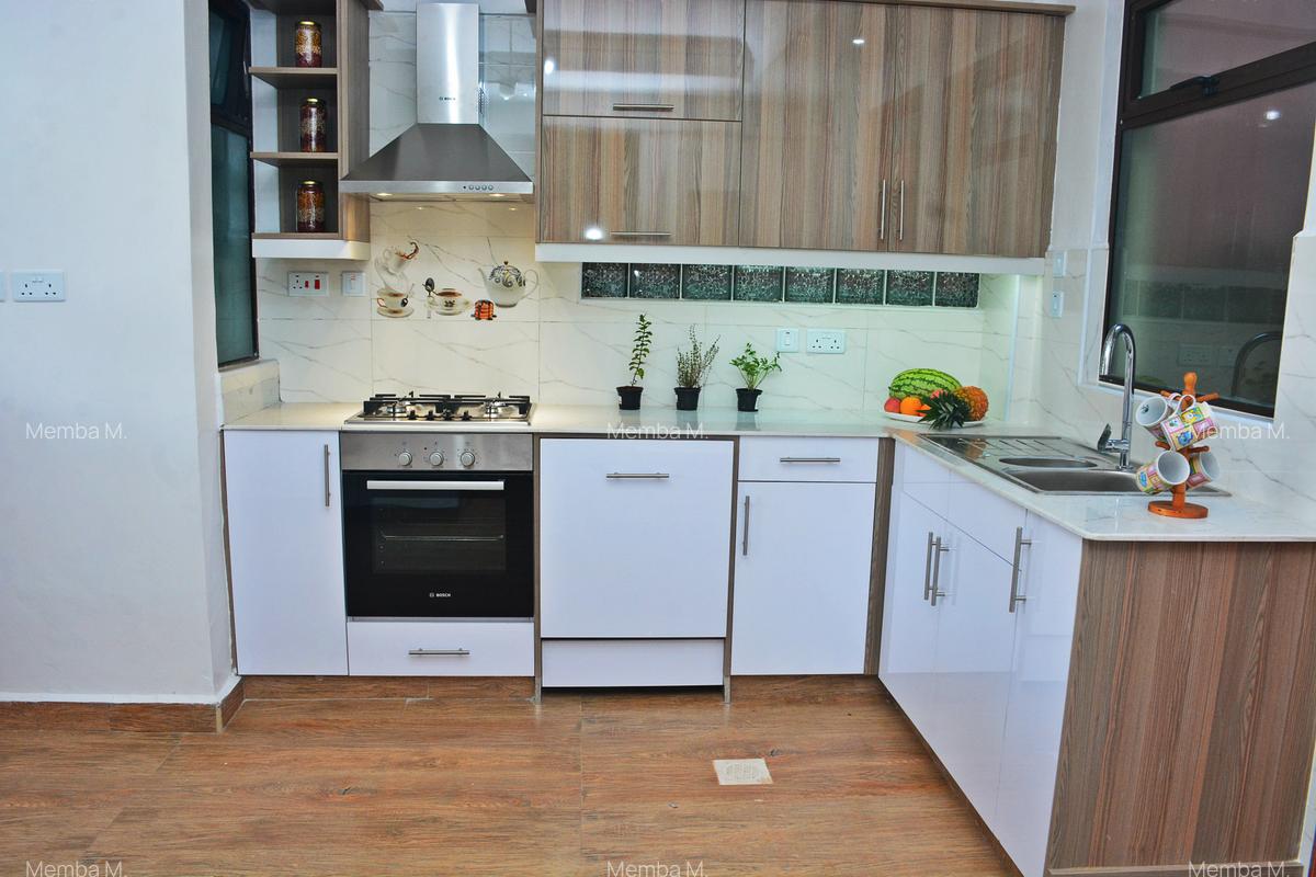 3 Bed Townhouse with En Suite in Nyari - 10