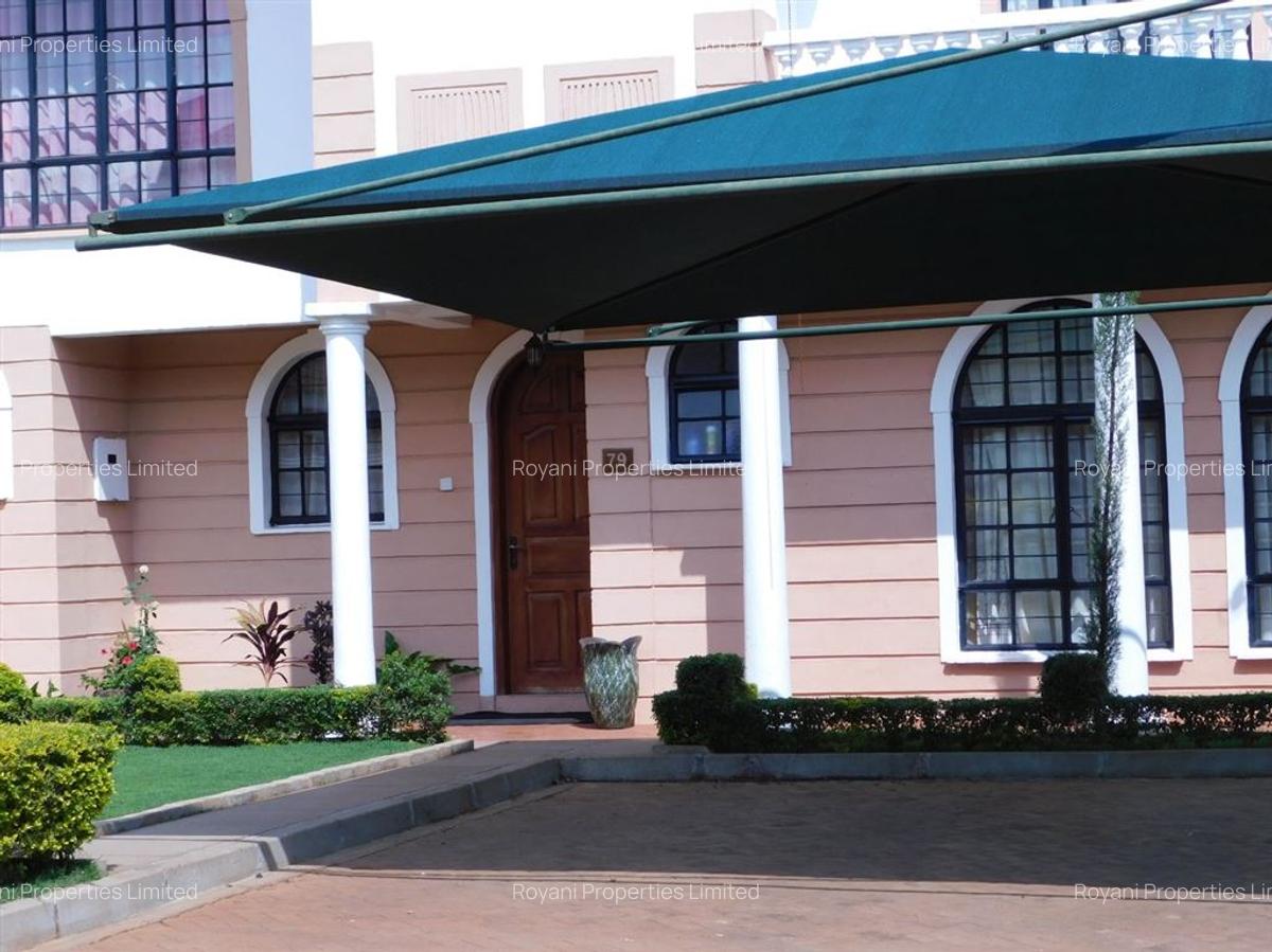 4 Bed House with En Suite at Fivestar Meadows - 20