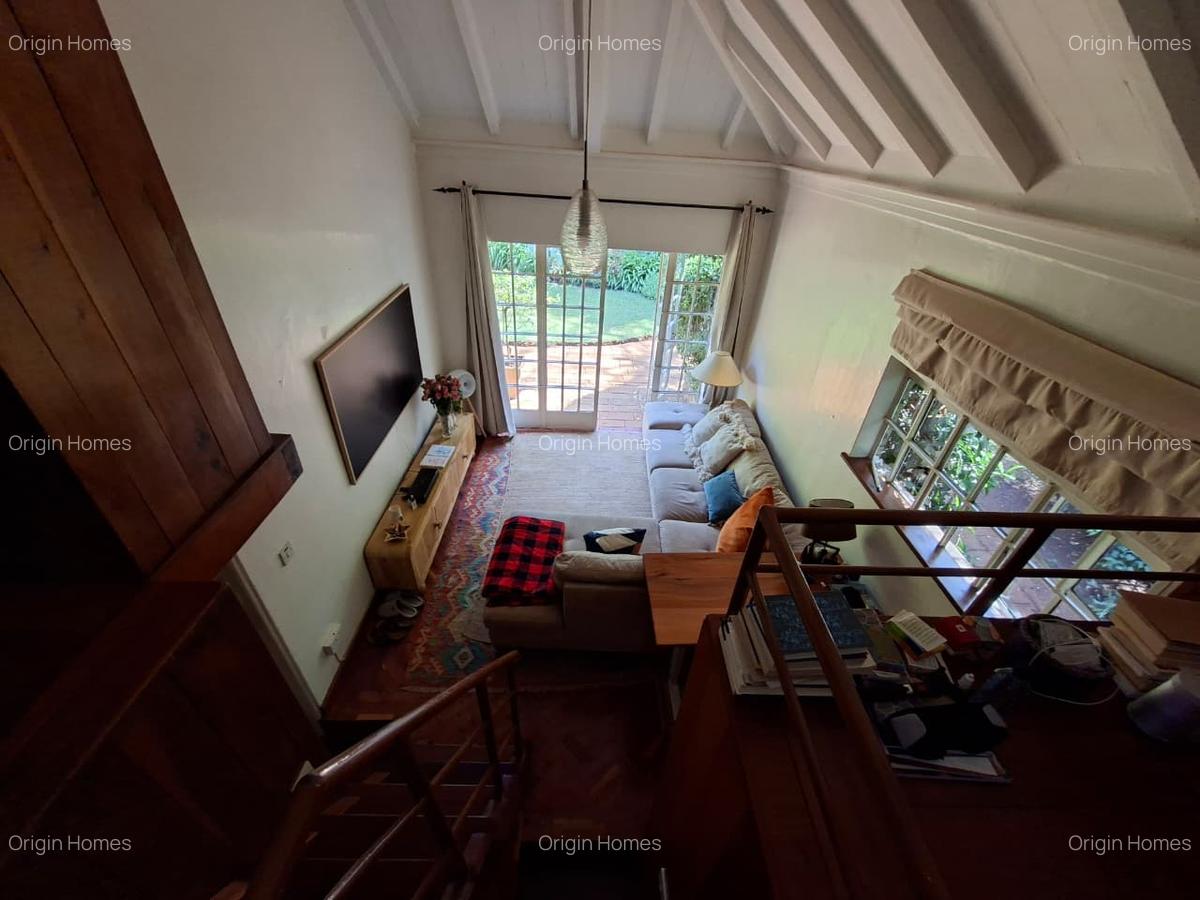 1 Bed House with En Suite at Rosslyn - 10