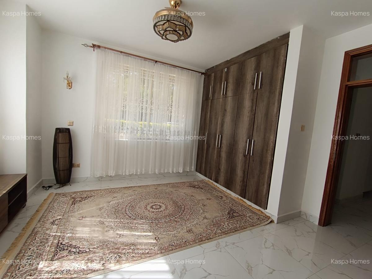 6 Bed House with En Suite in Karen - 4