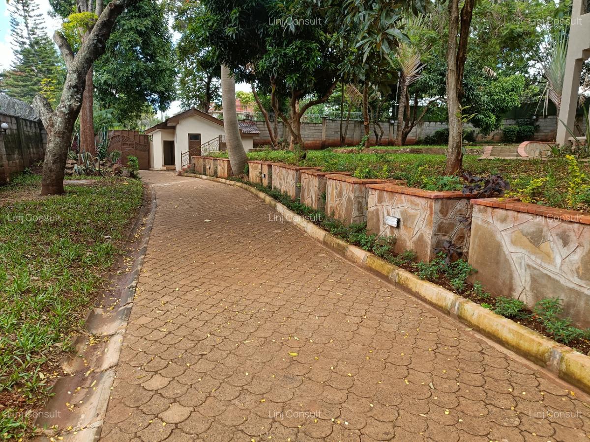 5 Bed House with En Suite at Runda - 3