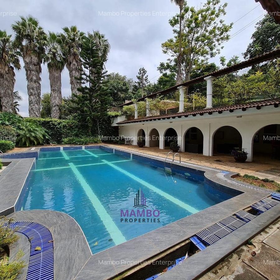 4 Bed Townhouse with En Suite at Riverside Dr - 1