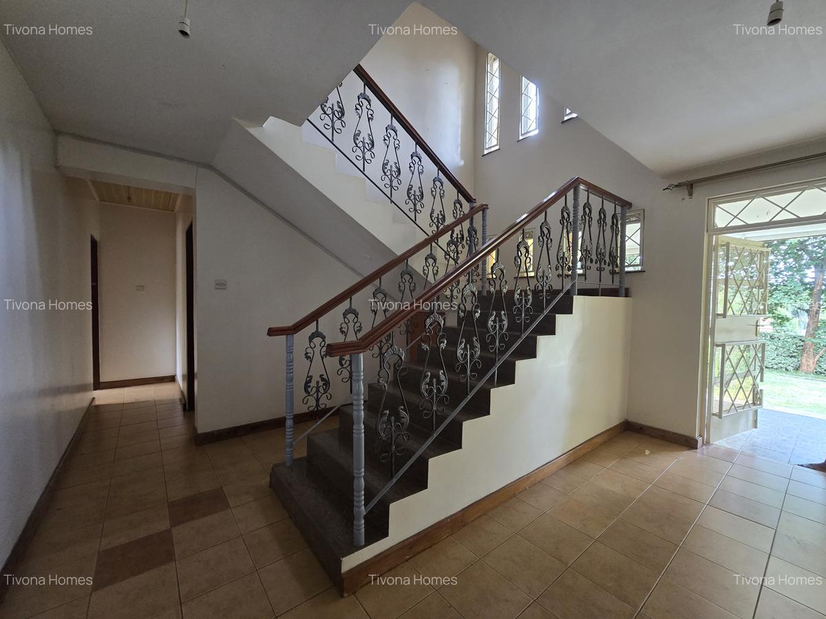 4 Bed House with En Suite in Runda - 18