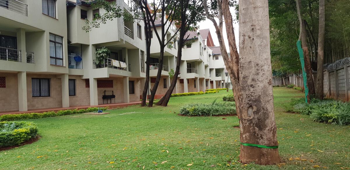 5 Bed Townhouse with En Suite at Lavington Mall - 10