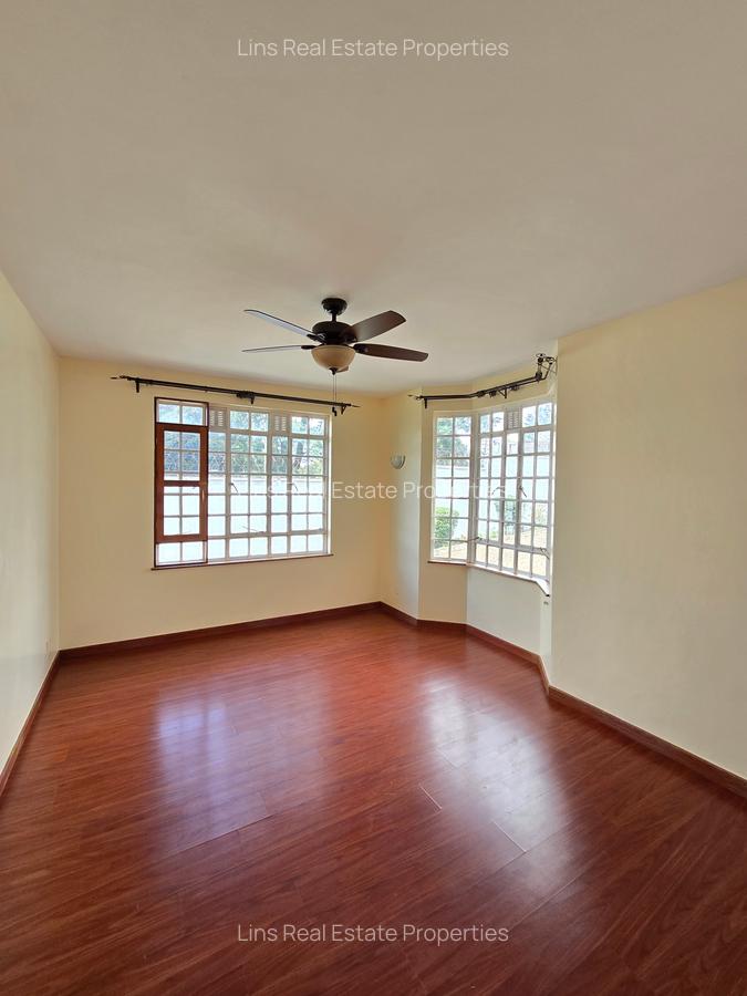 5 Bed House with En Suite in Runda - 7