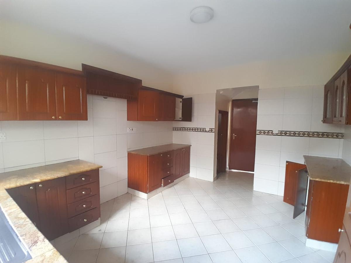 4 Bed Townhouse with En Suite at Kabasiran Avenue - 12