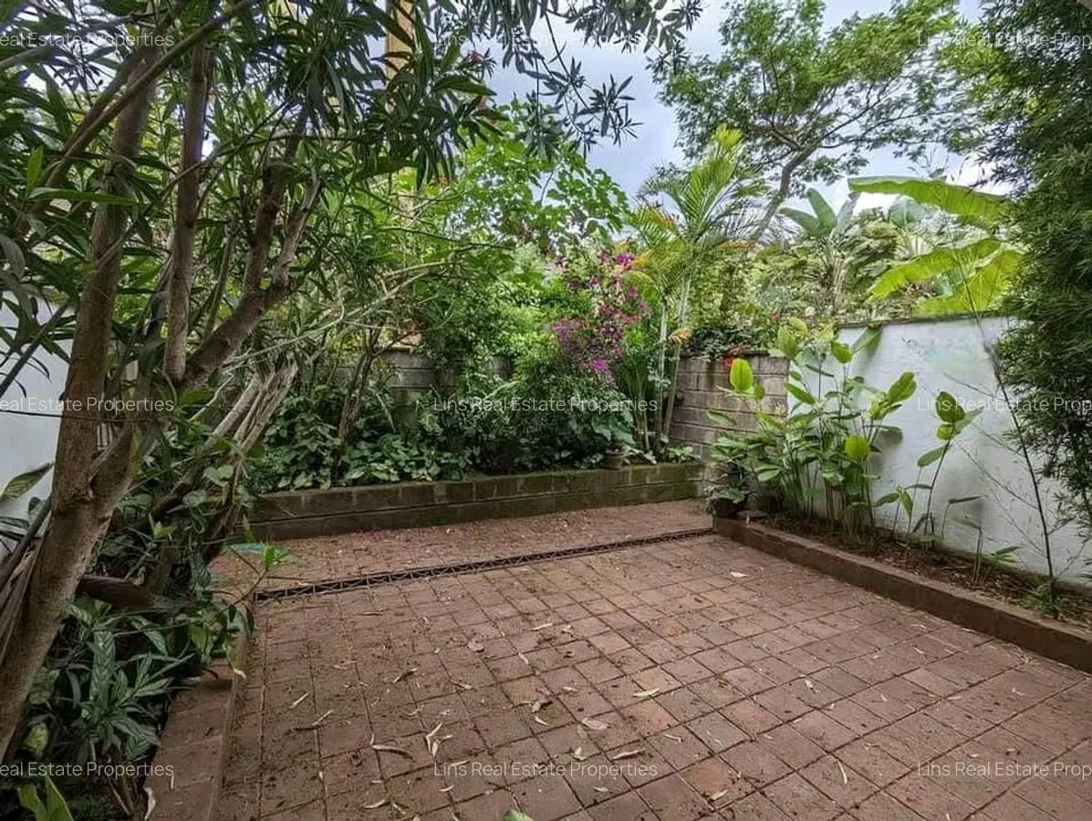 2 Bed House with En Suite in Kileleshwa - 3