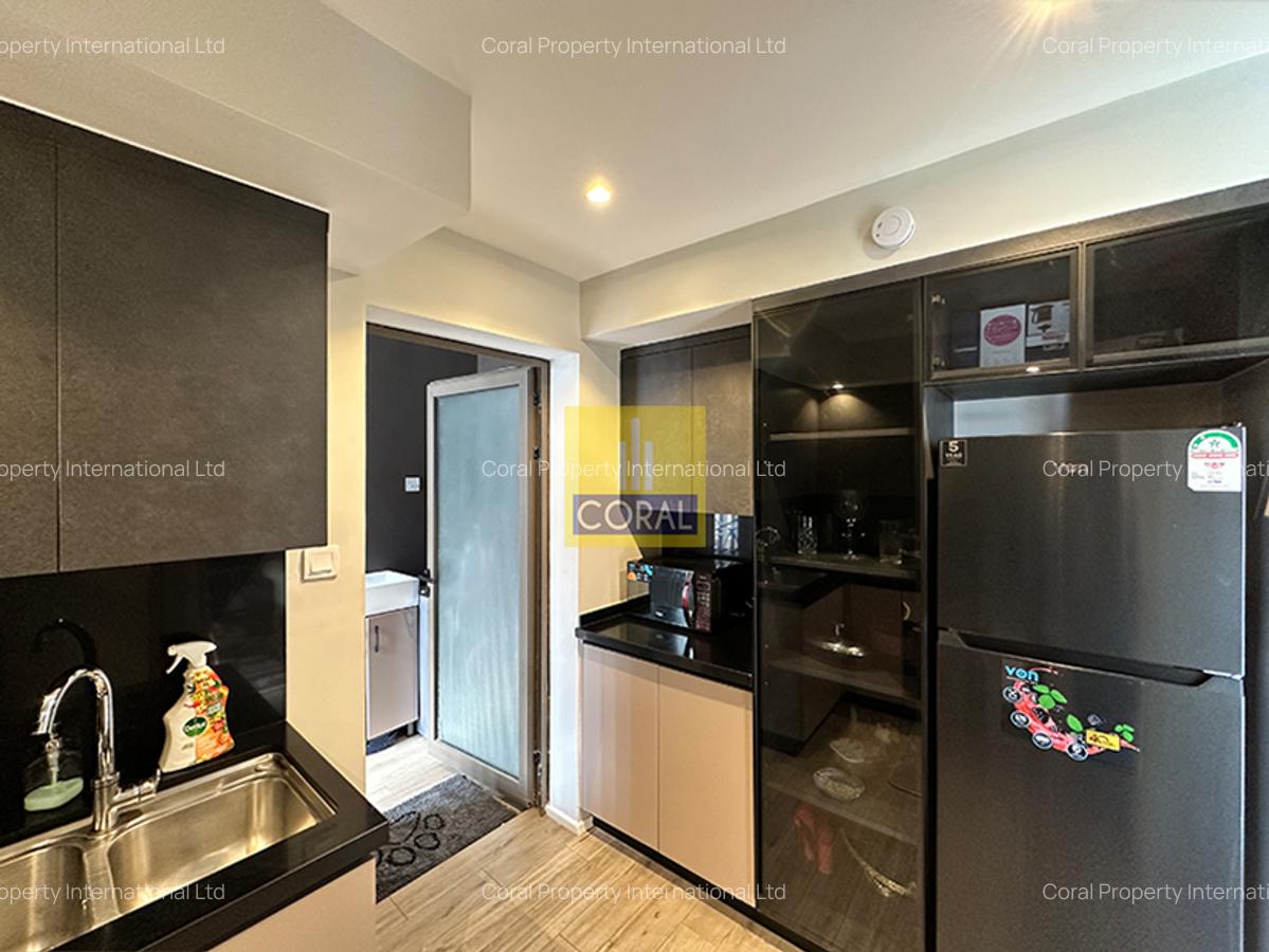 2 Bed Apartment with En Suite in Nyari - 5