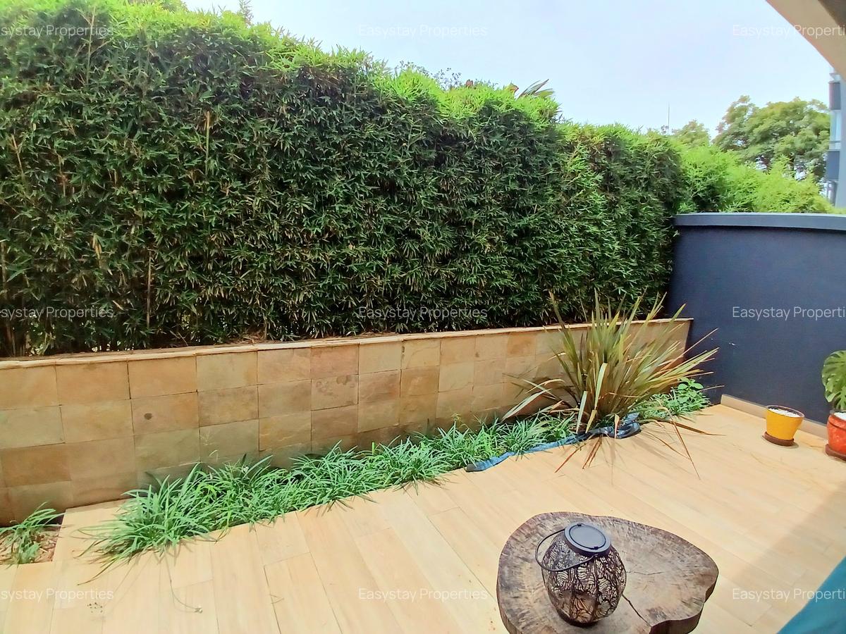 Furnished 2 Bed Apartment with En Suite in Riverside - 17