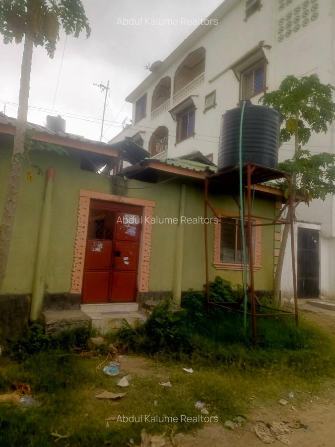 8 Bed House with Borehole at Bamburi - 4