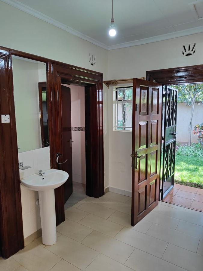 2 Bed House with Swimming Pool at Bogani - 11