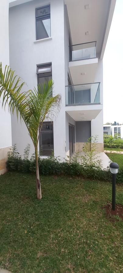 5 Bed Townhouse with En Suite in Lavington - 1