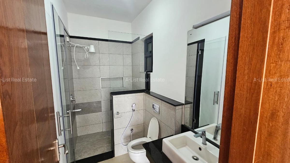 2 Bed Apartment with En Suite at Lantana Road - 9