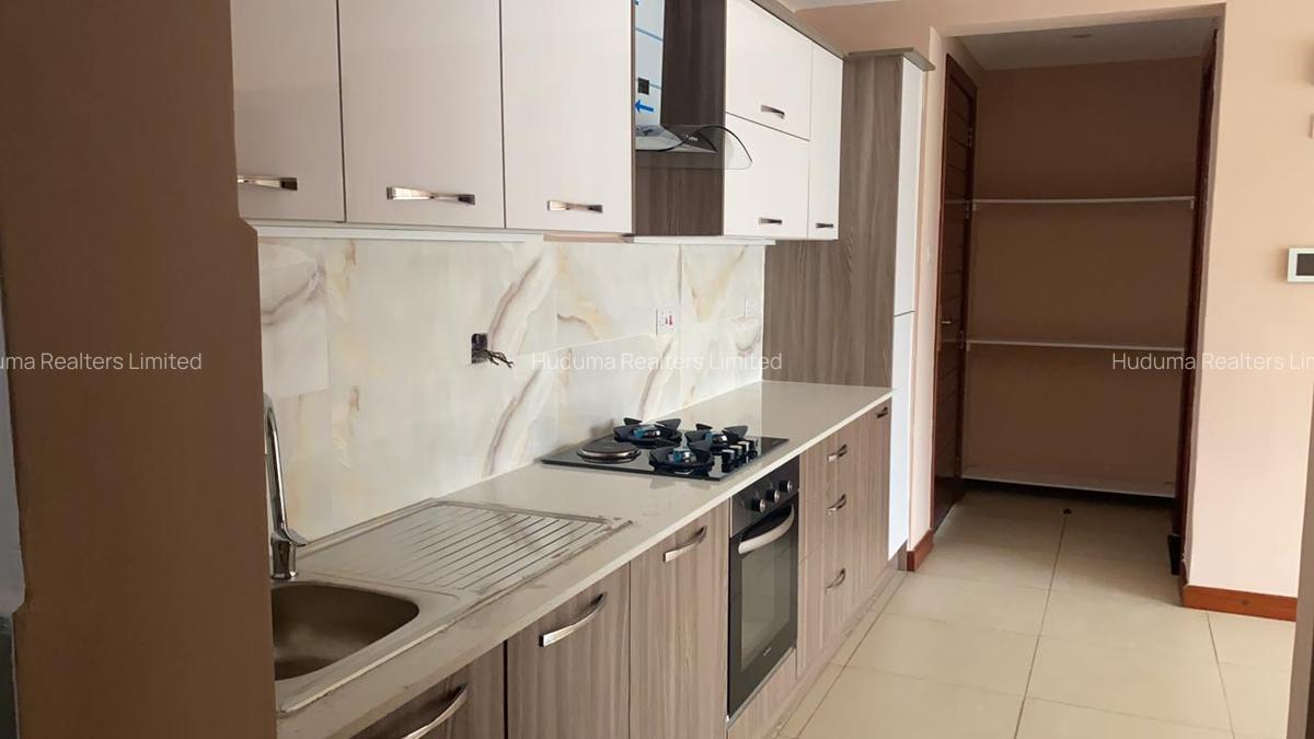 1 Bed Apartment with En Suite at Wood Avenue - 1