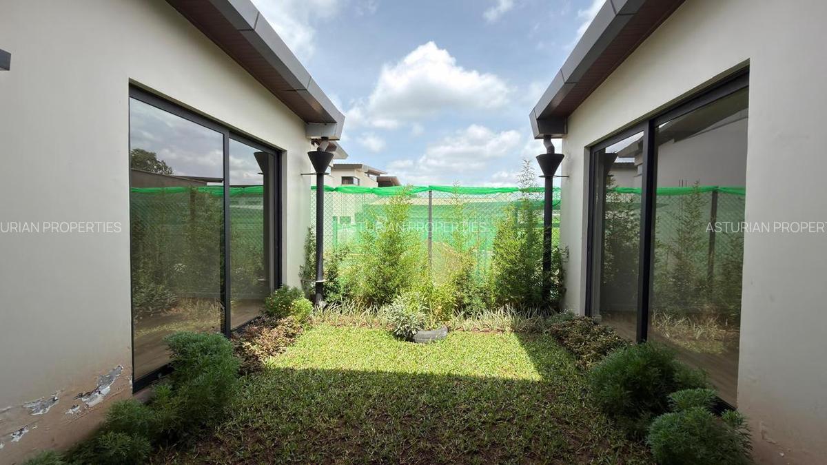 4 Bed Townhouse with En Suite in Runda - 19