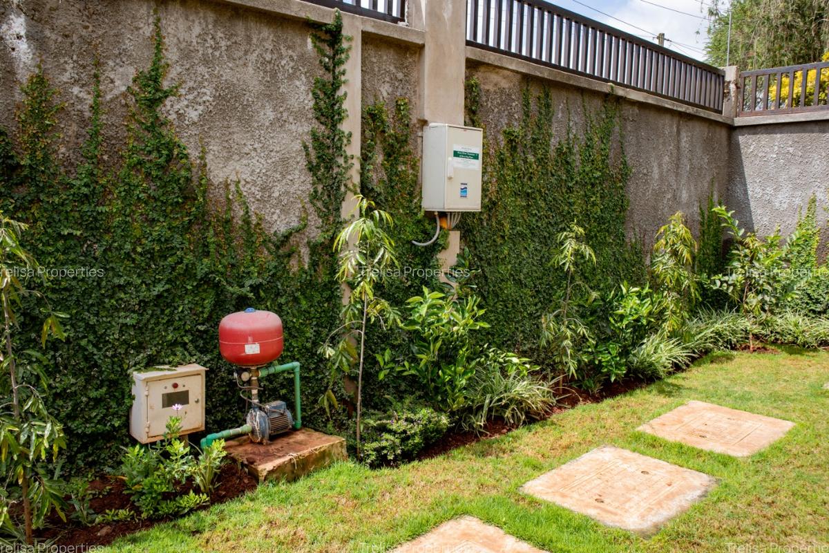 6 Bed Townhouse with En Suite at Masai Lodge Road - 11